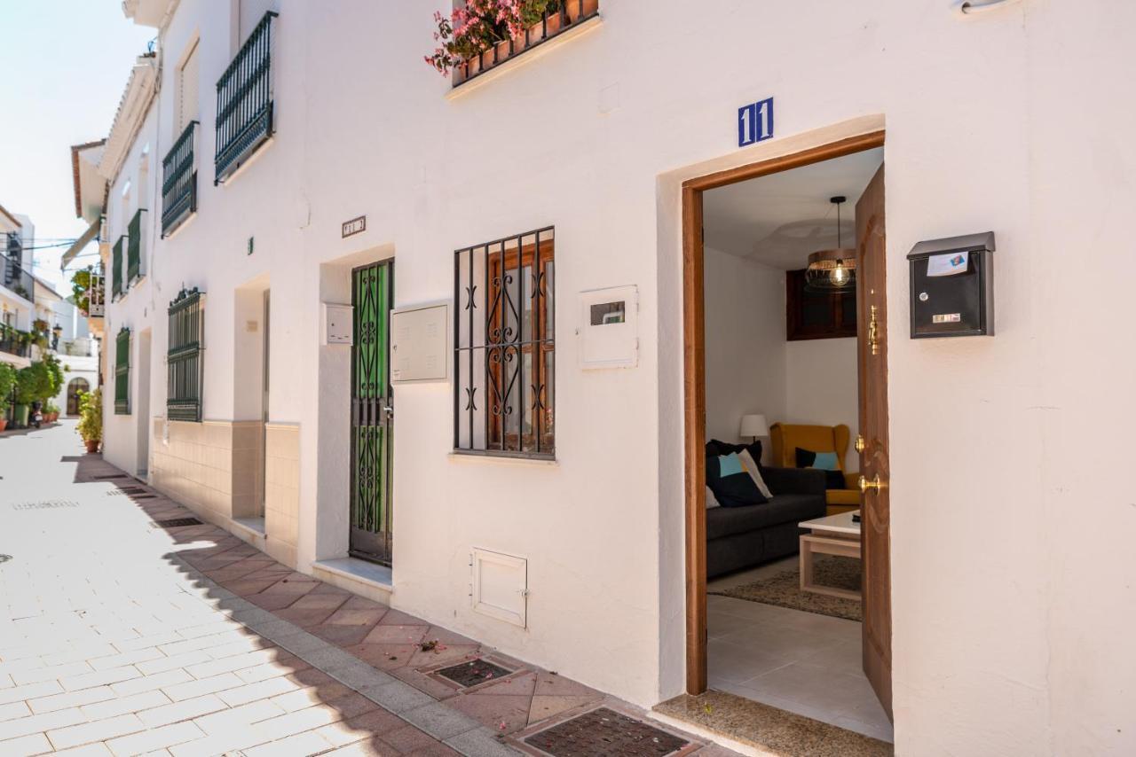 Lovely Cozy 2-Bedroom Residential Home With Patio Benalmádena Esterno foto