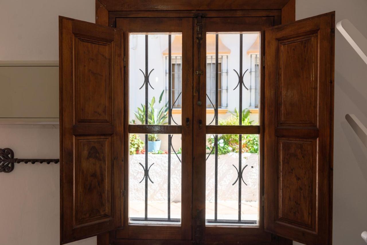 Lovely Cozy 2-Bedroom Residential Home With Patio Benalmádena Esterno foto